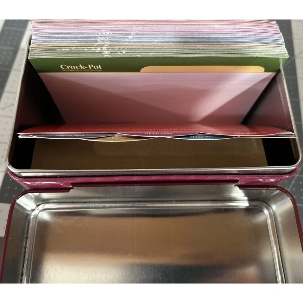 Rival Crock Pot Recipe Card Collection in Tin Box Never Used Include BLANK cards